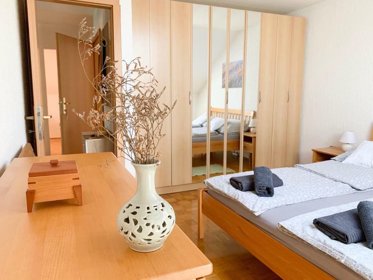 Komenda Ela'S Apartment מראה חיצוני תמונה